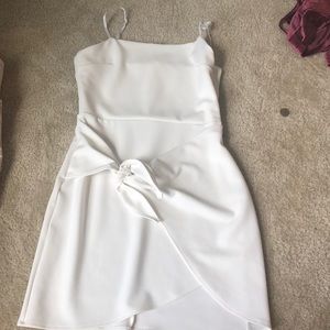 White mini dress! Bachelorette approves!!
